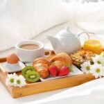 Plateau petit déjeuner de lit en bambou – Image 2