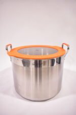 ⁦طنجرة بغطاء زجاجي 